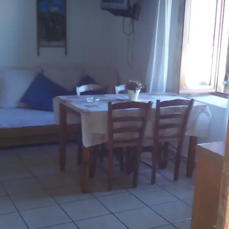 Apartament Stella Kournás